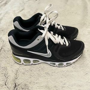 Nike Airmax sneakers